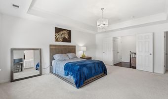 42167 CANARY GRASS Sq, Aldie, VA 20105