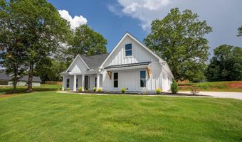 135 Oak Terrace Dr, Baldwin, GA 30511