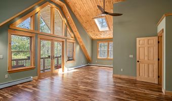 31 Dorothy Dr, Standish, ME 04084