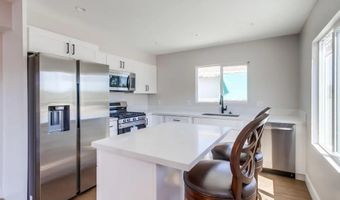 752 W 9th Ave, Escondido, CA 92025