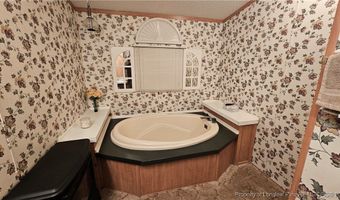 2156 Maxton St, Autryville, NC 28318