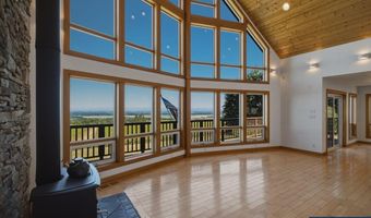 22000 SE Upper Matthews Creek Ln, Amity, OR 97101