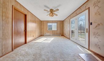 212 W W Ln, Asbury, WV 24916