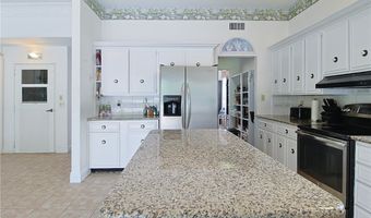 21810 Pearl St, Alva, FL 33920