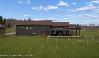 8370 Lakeview Rd, Alanson, MI 49706