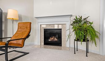 5725 CALLCOTT Way P, Alexandria, VA 22312