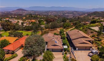 10960 Treeside Ln, Escondido, CA 92026