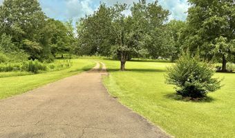 2212 NW Jackson Liberty Dr, Brookhaven, MS 39601