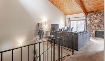 8372 Lower 138th Ct, Apple Valley, MN 55124
