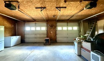 877 Grand Falls Rd, Baileyville, ME 04694