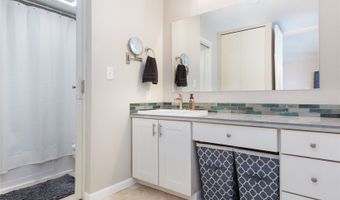 400 Hobron Ln 2809, Honolulu, HI 96815