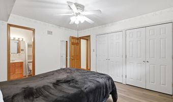 26 W Hill Valley Dr, Indianapolis, IN 46217