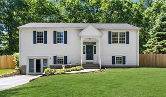 66 Hunters Crossing Dr, Coventry, RI 02816
