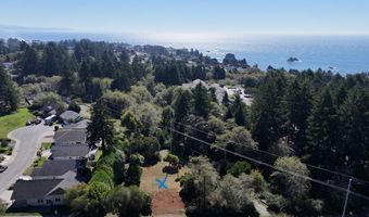 1300 HAMPTON Rd, Brookings, OR 97415