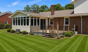 4130 Terrace Dr, Ayden, NC 28513