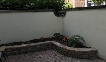 1019 N PITT St, Alexandria, VA 22314
