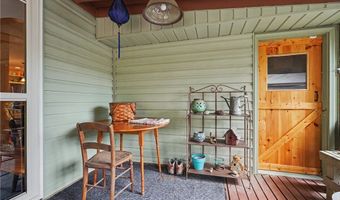 146 Habant Rd, Amherst, OH 44001