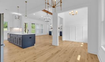 164 Triangle Pine Rd, Fountain Inn, SC 29644
