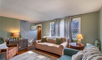 96 Hendricks Blvd, Amherst, NY 14226