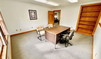 1045 Broadway, Bangor, ME 04401