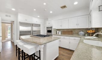 4423 Portico Pl, Encino, CA 91316