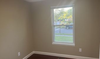 2 Trowbridge Ct, Ann Arbor, MI 48108