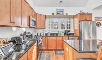 47 Copper Square Dr, Bethel, CT 06801