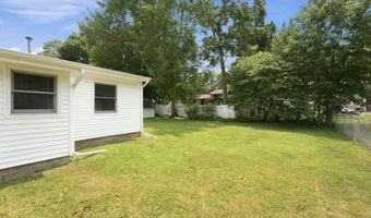 1203 Superior Dr, Auburn, IN 46706
