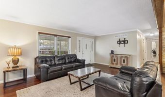 269 Braeshire Dr, Ballwin, MO 63021