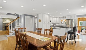 44 McQuade Brook Rd, Bedford, NH 03110