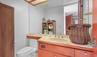 68-1050 Mauna Lani Pt J207, Kamuela, HI 96743