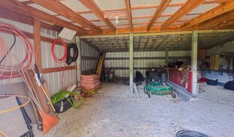 1000 Point Mason Rd, Big Sandy, TN 38221