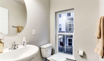 215 WESLEY BROWN Ln, Annapolis, MD 21401