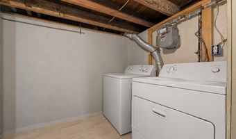 912 Hunt St, Akron, OH 44306