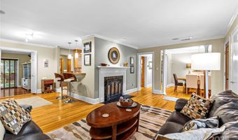 1460 Medford Dr, Charlotte, NC 28205