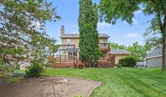 638 Old Ballwin Rd, Ballwin, MO 63021