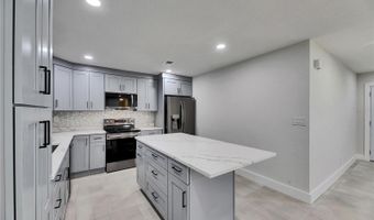 1025 APOLLO BEACH Blvd 1, Apollo Beach, FL 33572