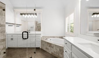 4133 Towne Green Cir, Addison, TX 75001