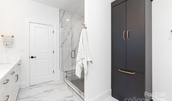 1010 E 19th St, Charlotte, NC 28205