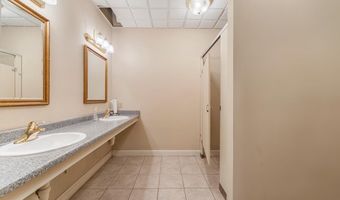 208 S Main St, Abbeville, SC 29620