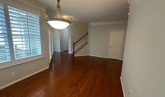 44322 MCHENRY Sq, Ashburn, VA 20147