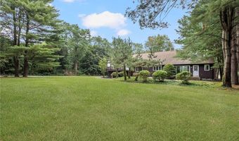 10 Abbott Valley View Dr, Cumberland, RI 02864