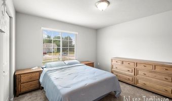 6353 Vine Leaf Dr, Allendale, MI 49401