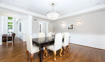 35 Foothills Dr, Avon, CT 06001