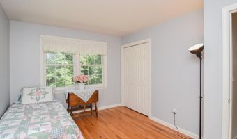22 Sargent Rd, Brookline, NH 03033