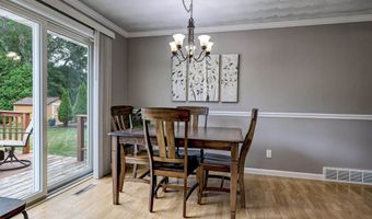 1002 S COVENANT Ln, Appleton, WI 54915