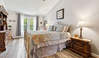 817 PEPPARD Dr, Bel Air, MD 21014