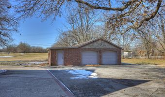 2625 Gaineswood Ave, Baxter Springs, KS 66713