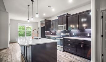 28 Berkshire Dr, Bella Vista, AR 72714