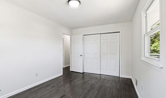 816 Berkeley Ave, Beachwood, NJ 08722